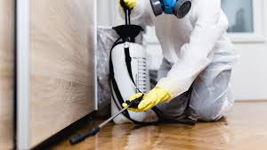 Best Pest Control for Multi-Family Homes  in Paola, KS